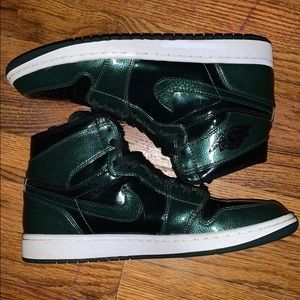 Jordan 1 Retro Grove Green